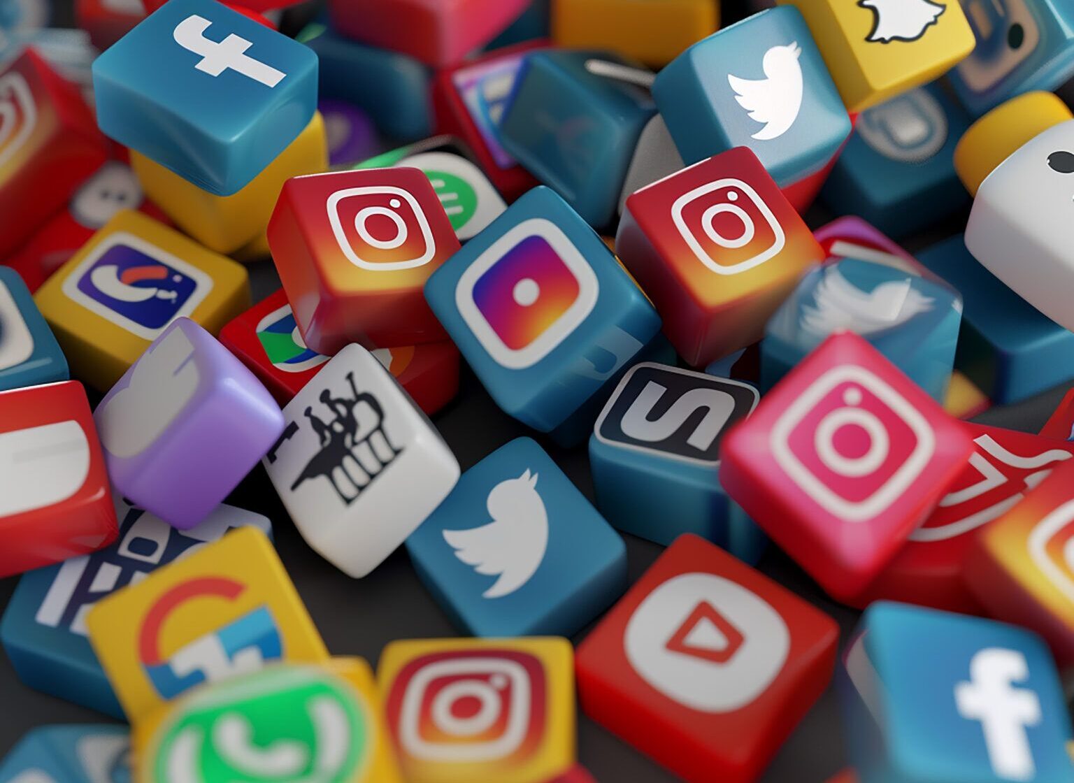 Para Além das Redes Sociais: Comunicação com Marketing 360